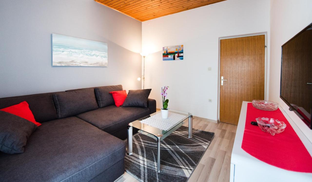 Apartments Care Donji Okrug  Zewnętrze zdjęcie